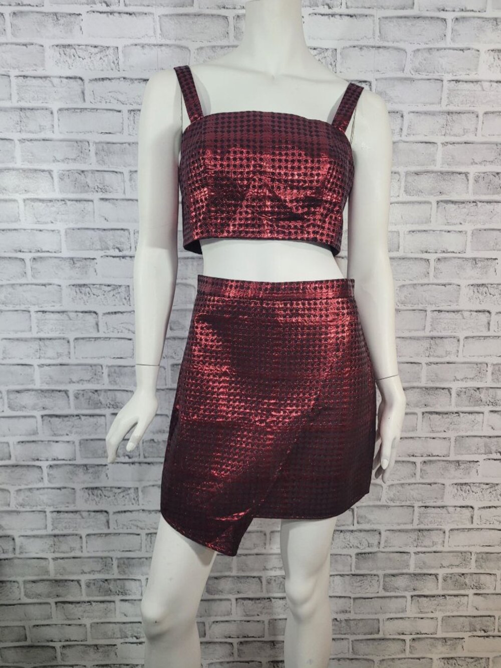 NBD x Naven 2 Piece Crop Top Skirt Set Black Red Burgundy Metallic Size Medium